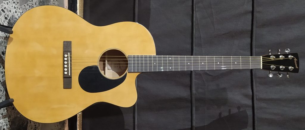 Guitarras acústicas – VillarrealMusics